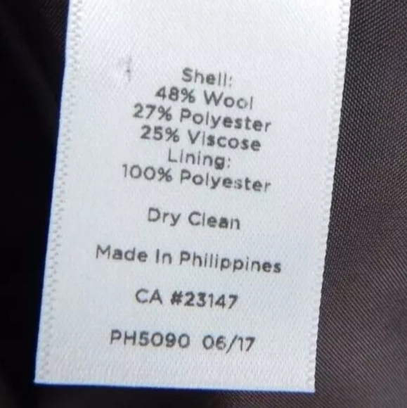 Talbots Houndstooth Ruffle Blazer - Picture 3 of 4